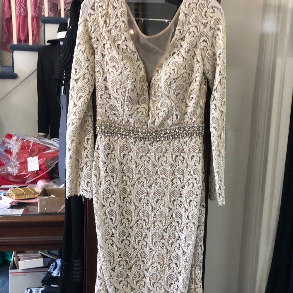 Beautiful gold short dress lace